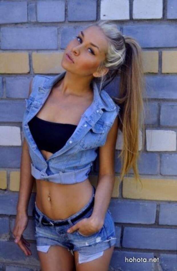 Соблазнительные домашние фотографии красивых девушек (100 фото) Соблазнительные домашние фотографии красивых девушек (100 фото)