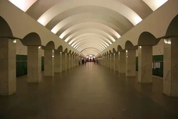 Лесная метро, питер, подземка