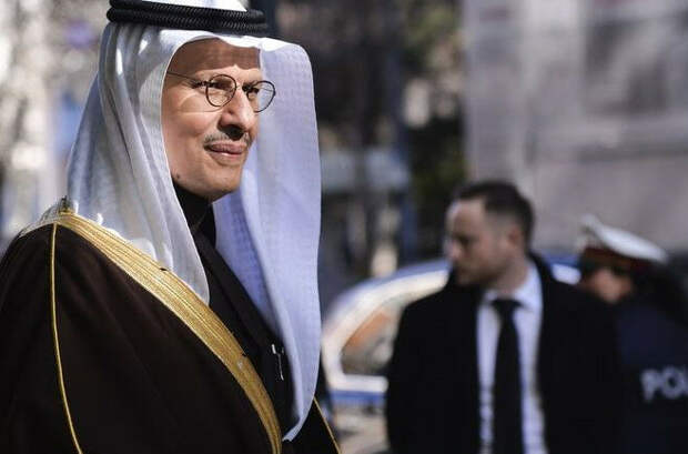 Абдель Азиз бин Салман заявил, что Королевство не будет продавать нефть какой-либо стране, которая пытается установить предельную цену