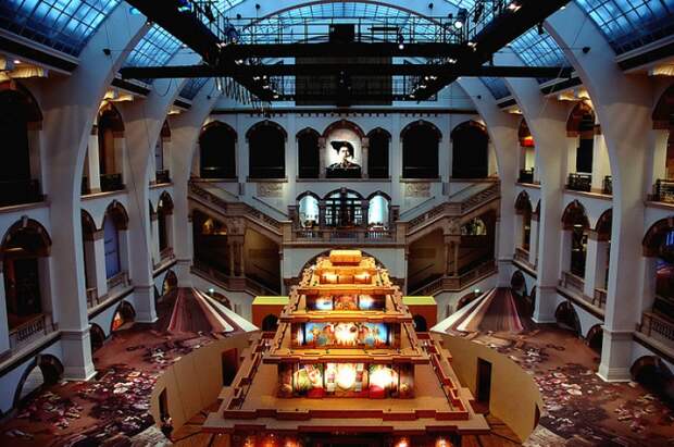 Музей тропиков в Амстердаме