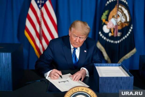 Fox News: у США не вышло истощить Россию, поэтому Трамп избрал иную стратегию