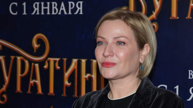 Ольга Любимова посетила премьеру новой киносказки «Буратино»
