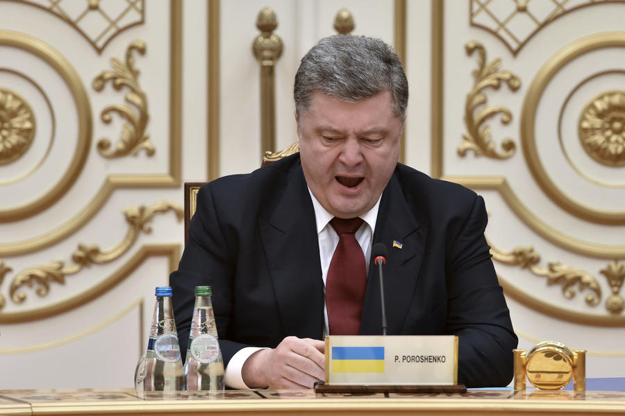 СМИ: Азербайджан не станет «дружить» с невоспитанным Порошенко