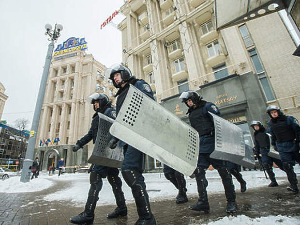О сотнях политзаключенных на Украине: «Наши русские интеллигенты, которые приезжают в Киев, не понимают, что на стене нарисована не просто закорючка, а стилизованная свастика”