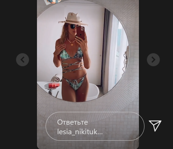 Новый купальник Леси Никитюк