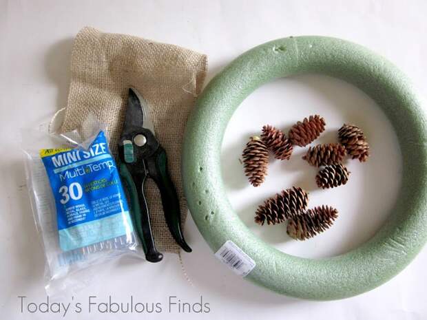 How to make a pine cone wreath_5948r (700x525, 117Kb)