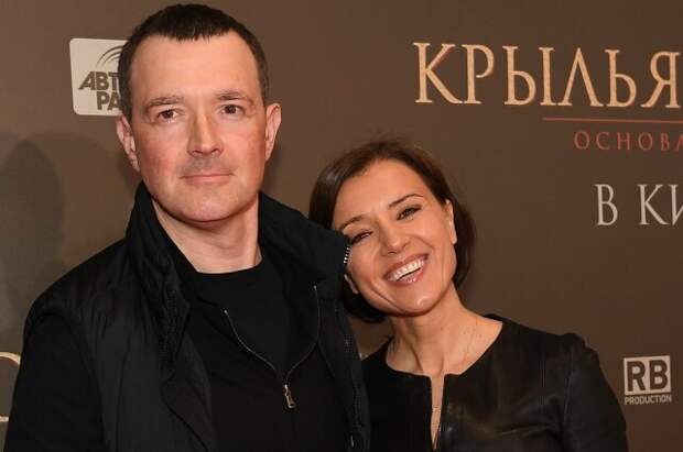 Егор Бероев тайно женился на балерине младше на 27 лет и готовит с ней премьеру фильма