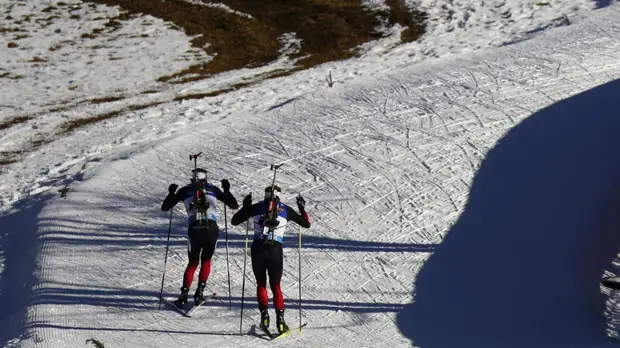 Башкиров рассказал, за счёт чего норвежские биатлонисты развивают высокую скорость на дистанции