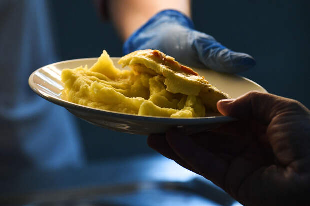 В Турции скаковую лошадь подали как говядину в бесплатной столовой