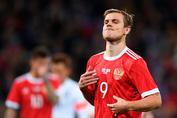 Футболисту Александру Кокорину исполнилось 35 лет