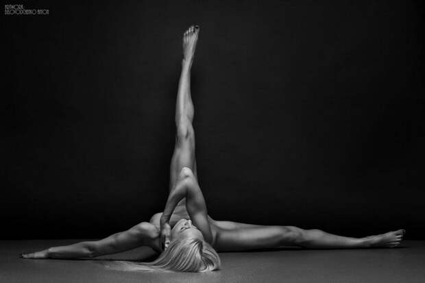 Женское тело в фотографиях Антона Беловодченко