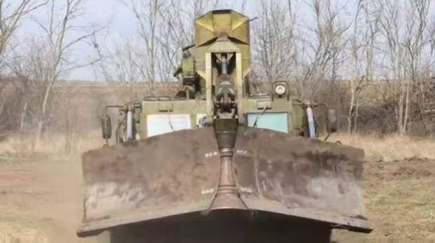 Инженеры группировки войск «Днепр» обеспечивают безопасное продвижение на Ореховском направлении