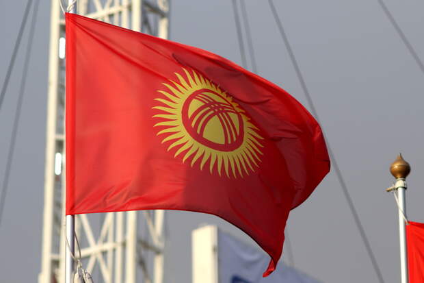 Киргизские банки приостановили работу русских систем денежных переводов. Объяснения везде разные