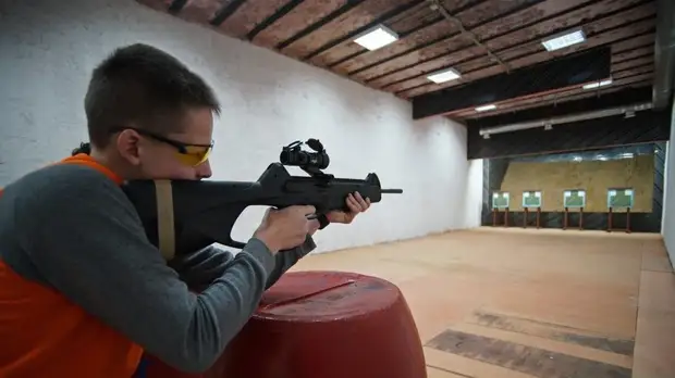 «Минимальный порог»: в Госдуме сообщили детали законопроекта о запрете на приобретение оружия до 21 года