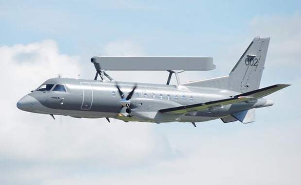 Для нашей ПВО в небе Украины появилась жирная цель: Saab 340 решил поиграть в русскую рулетку