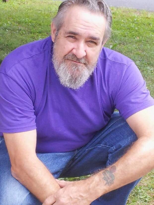 Старик нашел письмо, написанное бывшей возлюбленной почти 60 лет назад. В нем говорилось о сыне