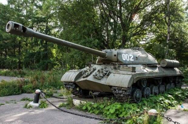 Зачем Советский Союз показал на параде в Берлине танки ИС-3 Зачем Советский Союз показал на параде в Берлине танки ИС-3