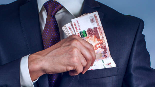 Мужчина из Иркутска обманул 8 человек на 10 млн рублей, притворяясь бизнесменом