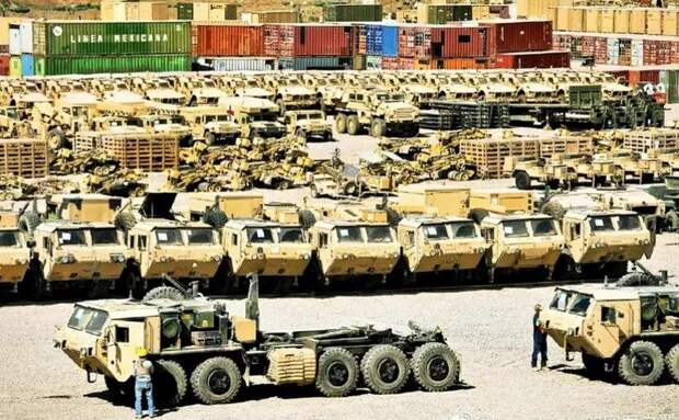 "СССР оставлял школы и электростанции, США - горы военной техники". Китайские СМИ опубликовали фото