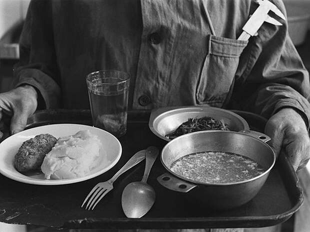 Еда в советских столовых