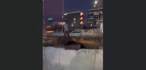 Москвич оставил малолетнего сына спать в мороз на улице, а сам пошёл в кафе греться