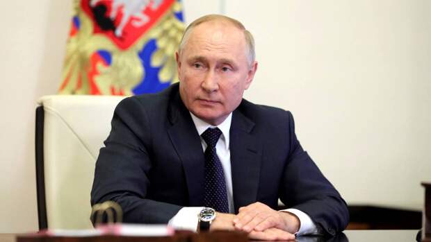 Путин поздравил поэта Николая Добронравова с 93-летием