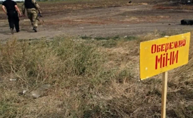 ВС РФ вклинились в оборону ВСУ в Днепропетровской области на глубину 3 км, враг пытается остановить наше продвижение минными полями