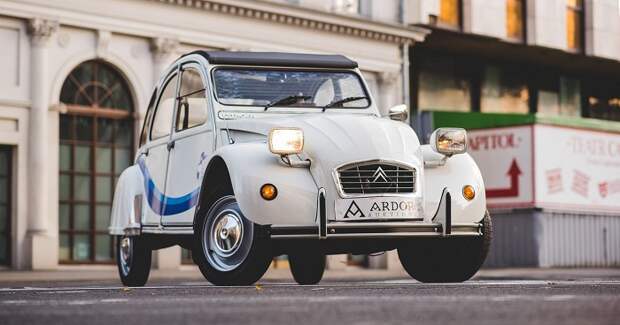 Культовый автомобиль для французов. /Фото: ardorauctions.pl Культовый автомобиль для французов. /Фото: ardorauctions.pl