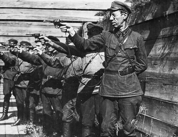 Как казнили на Руси: от четвертования до массовых расстрелов