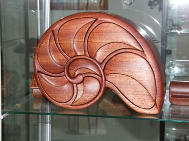 Bandsaw box created in red cedar by the top box maker in Australia - every one of the segments is a drawer - www.artisansonthehill.com.au
