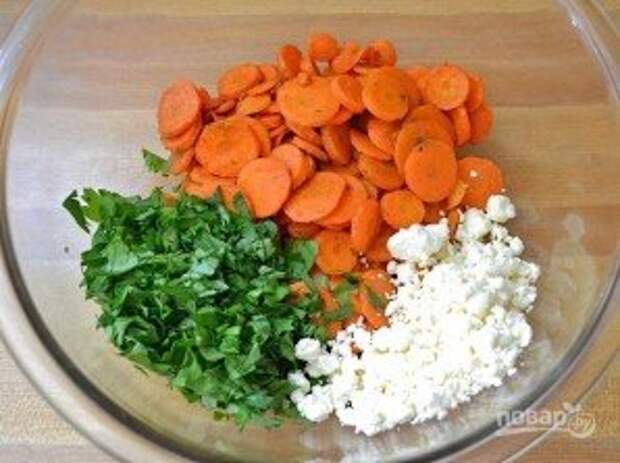 Салат с морковью и сыром "Фета" - фото шаг 6