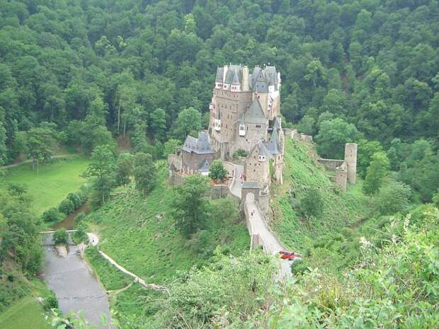 Замок Эльц (Burg Eltz), Германия