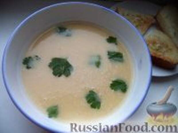 Фото к рецепту: Гороховый суп-пюре (вегетарианский)