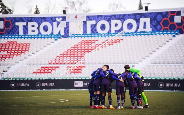 Харлачев — о работе тренером «Уфы»: «У меня месяц держалось давление 160 на 100, сидел на таблетках»