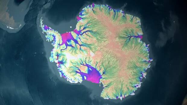 Под Антарктидой найдено много вулканов