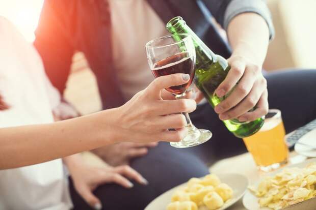 Алкогольные напитки и несовместимые комбинации, которых лучше избегать