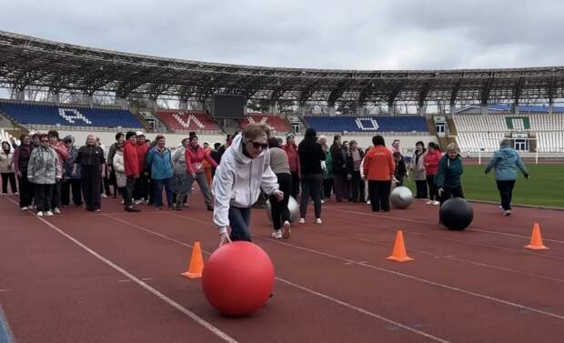 В Майкопе прошел спортивный праздник для старшего поколения «Крымская весна в движении»