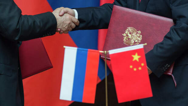 Поворот на восток: Россия готова подписать газовый контракт с Китаем 13 октября