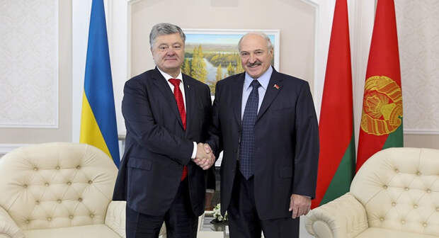 Президенты Украины и Белоруссии Пётр Порошенко и Александр Лукашенко