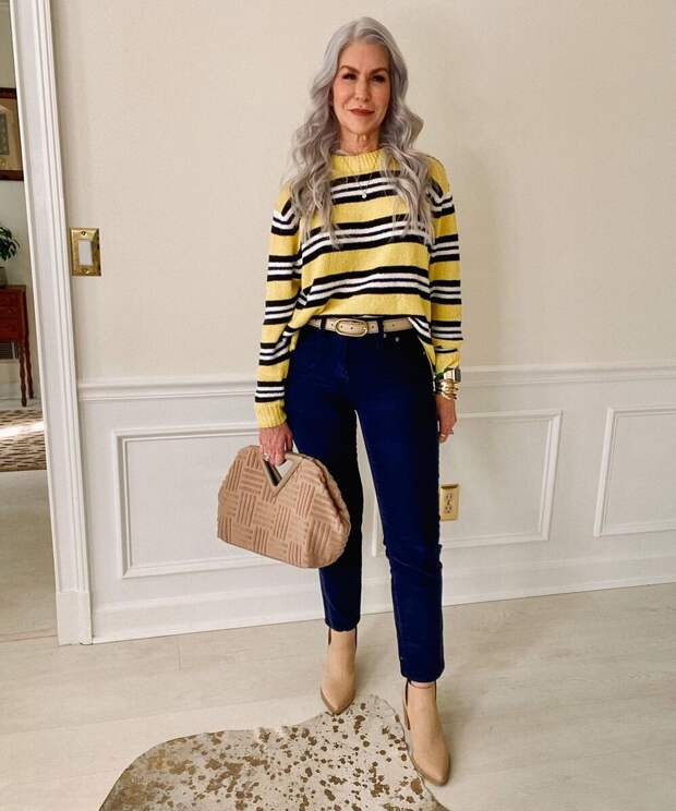 Одеться так, чтобы выглядеть моложе, это не означает, что нужно выбирать молодежные вещи или покупать одежду исключительно из последних коллекций.-7