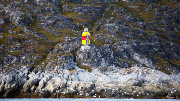 Иран предложил помощь в защите Гренландии от США