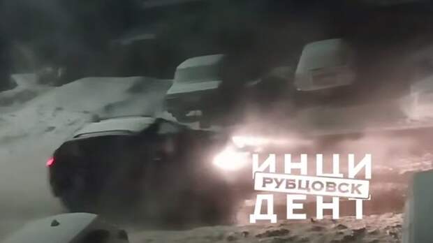 Коммунальная авария / Кадр из видео: 