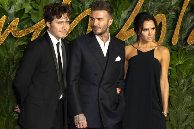 Дизайнер Бекхэм чувствовала себя преданной после обвинений сына Бруклина