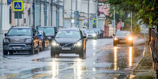 Специалисты ГУП «Мосводосток» перешли на усиленный режим работы в связи с непогодой. Фото: mos.ru