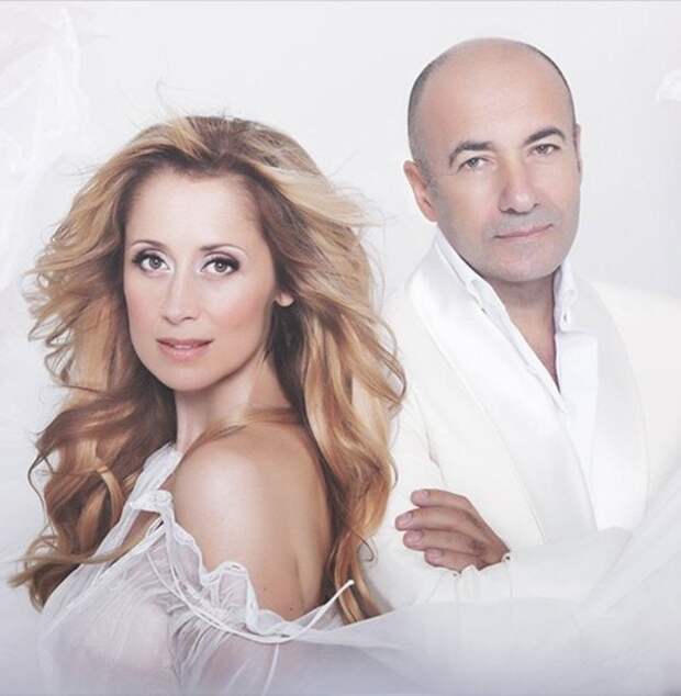 Lara-Fabian-44