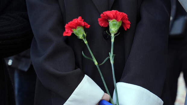 Мемориал в память об убитом охраннике появился в Анапском техникуме