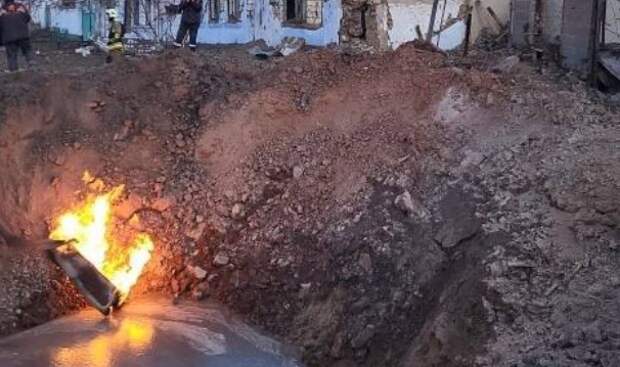 В ночь на 7 февраля наши наземные, морские и воздушные соединения продемонстрировали высокую эффективность и профессионализм, проведя несколько серий воздействий по негражданским объектам «небратьев».-9