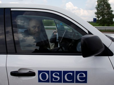 Президент Украины призвал генсека ООН увеличить численность миссии ОБСЕ Президент Украины призвал генсека ООН увеличить численность миссии ОБСЕ