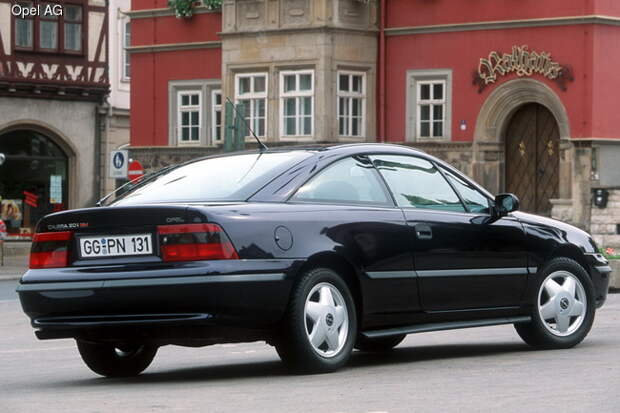 Компания Opel отмечает 25-летие купе Calibra