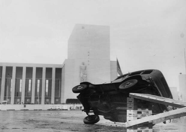 Каскадеры-шоумены и их летающие машины, фотографии 1930-1940 годов